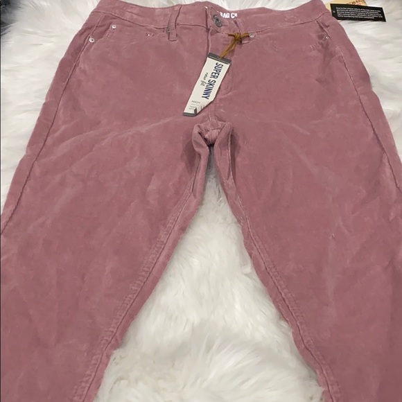 American Rag
Juniors' High-Rise Corduroy Skinny - Picture 7 of 9